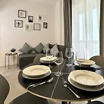Laus Andrea Da Luxury Design 1 Daire Bari