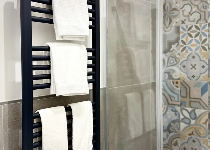 Laus Andrea Da Luxury Design 1 *